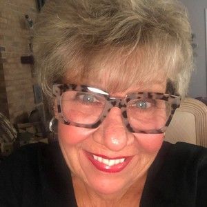 Meet your Posher, Diane